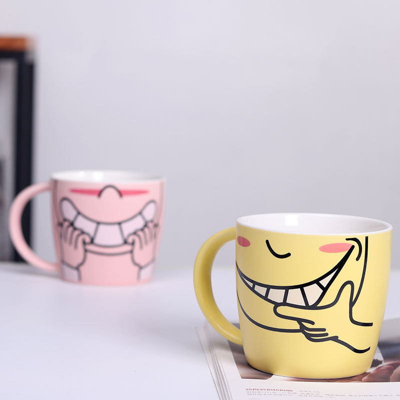 Large cartoon expression cup cartoon coffee cup foreign trade ceramic mug custom couple porcelain cup with cover
